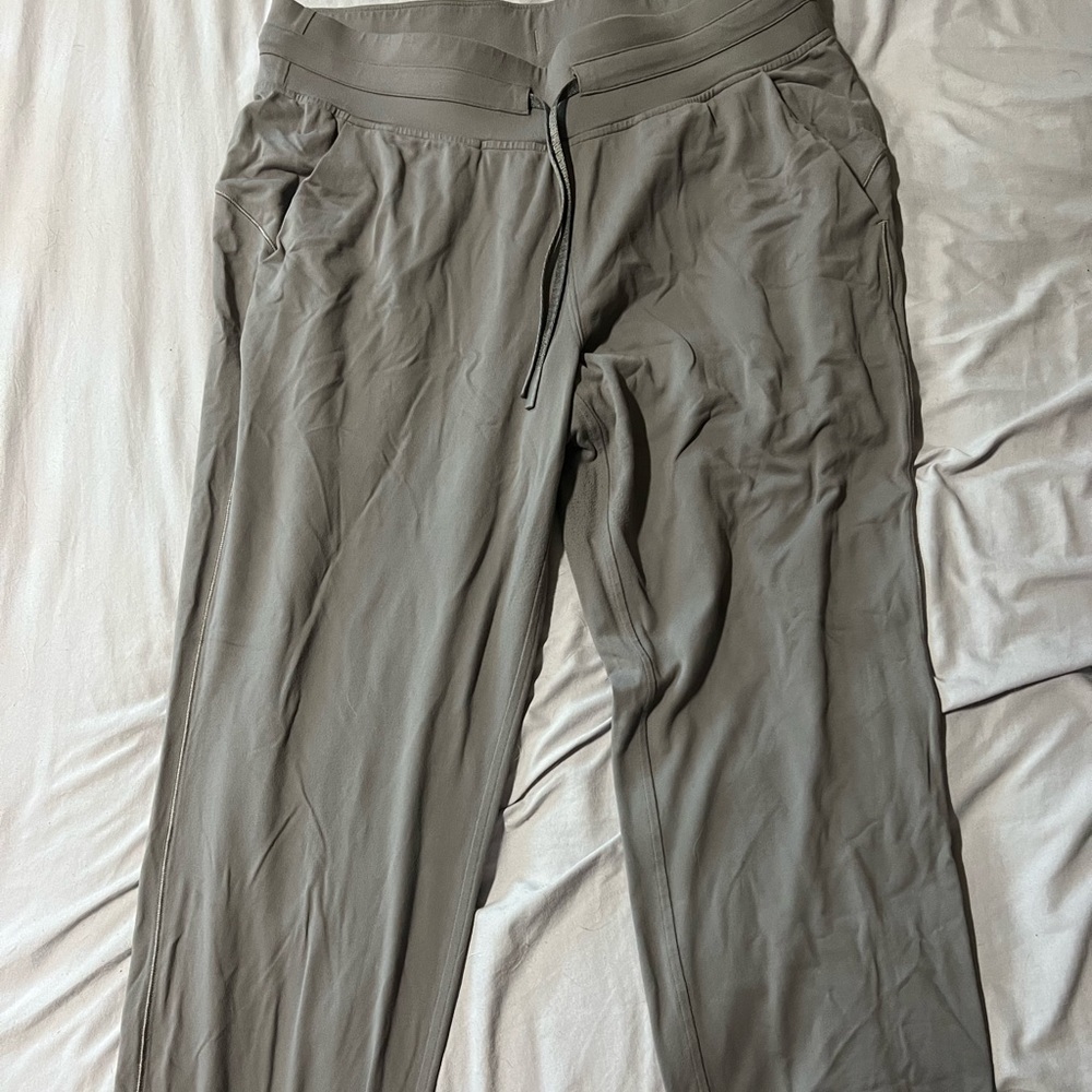 Ready to Rulu Lilac pants